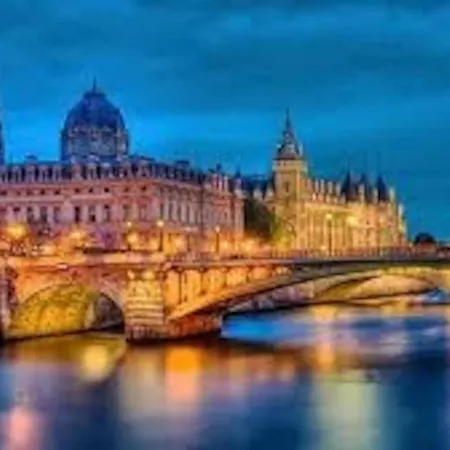 Apartment Equipe Proche Paris Et Versailles
