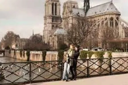 Апартаменты Equipe Proche Paris Et Versailles Шавиль