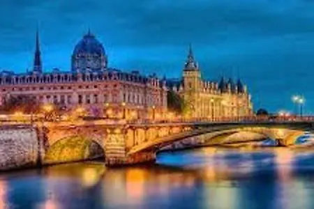 Equipe Proche Paris Et Versailles Шавиль